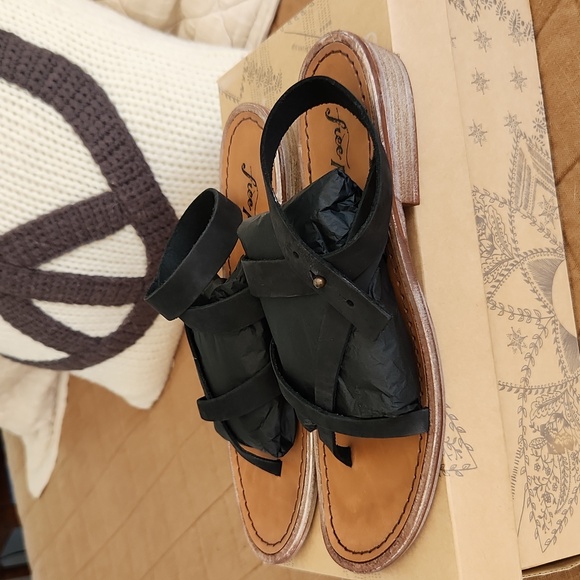 Free People Landing Asymmetrical Sandal - Picture 4 of 8